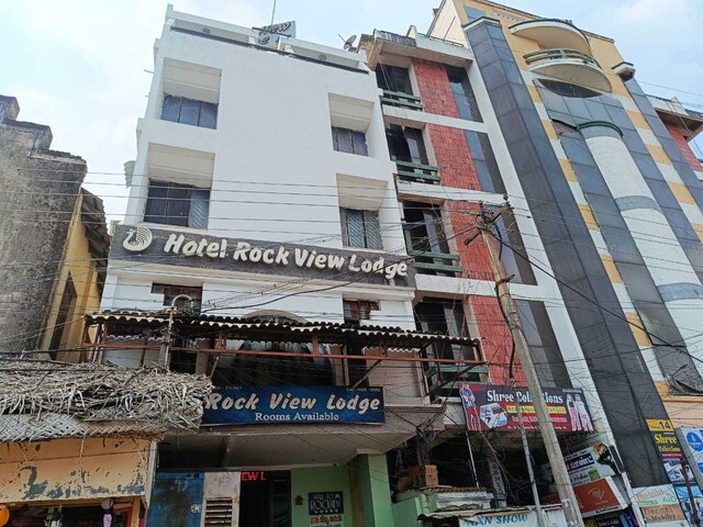 SPOT ON Hotel Rock View Lodge