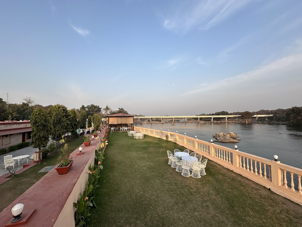 Orchha Resort