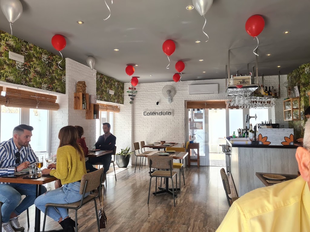 Calendula Tapas — Ambiente