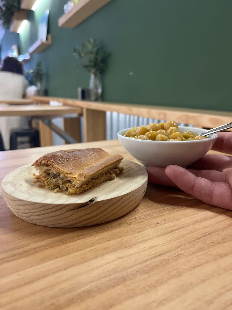 A Riala Taberna — Comida y bebida