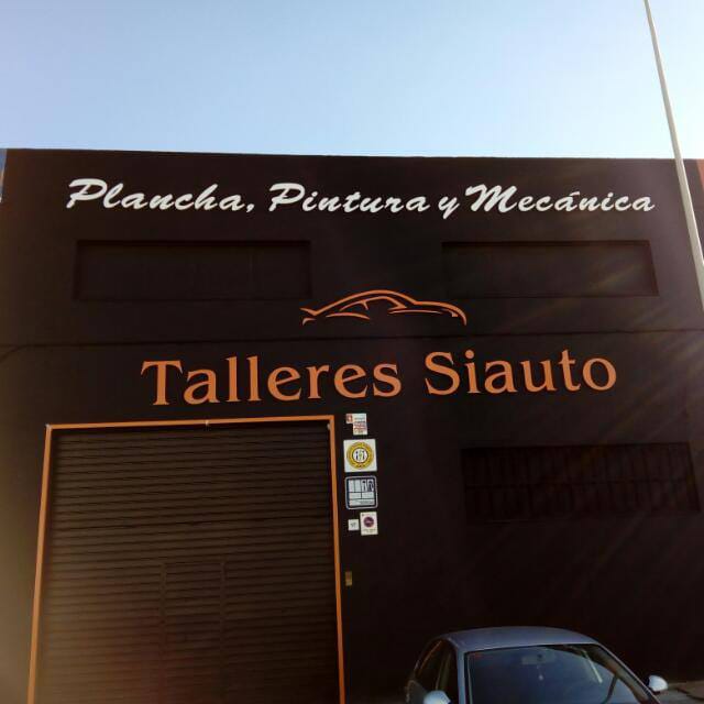 Talleres Siauto - Taller de Chapa y pintura en Sant Boi de Llobregat - Taller mecanico Sant Boi