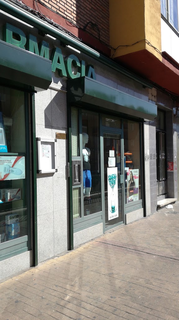 Farmacia Ldo. Pablo Colina Rivera