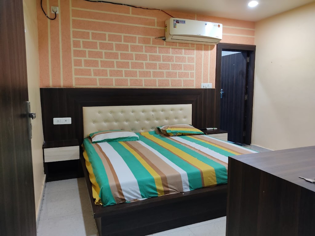 D R K Hotel
