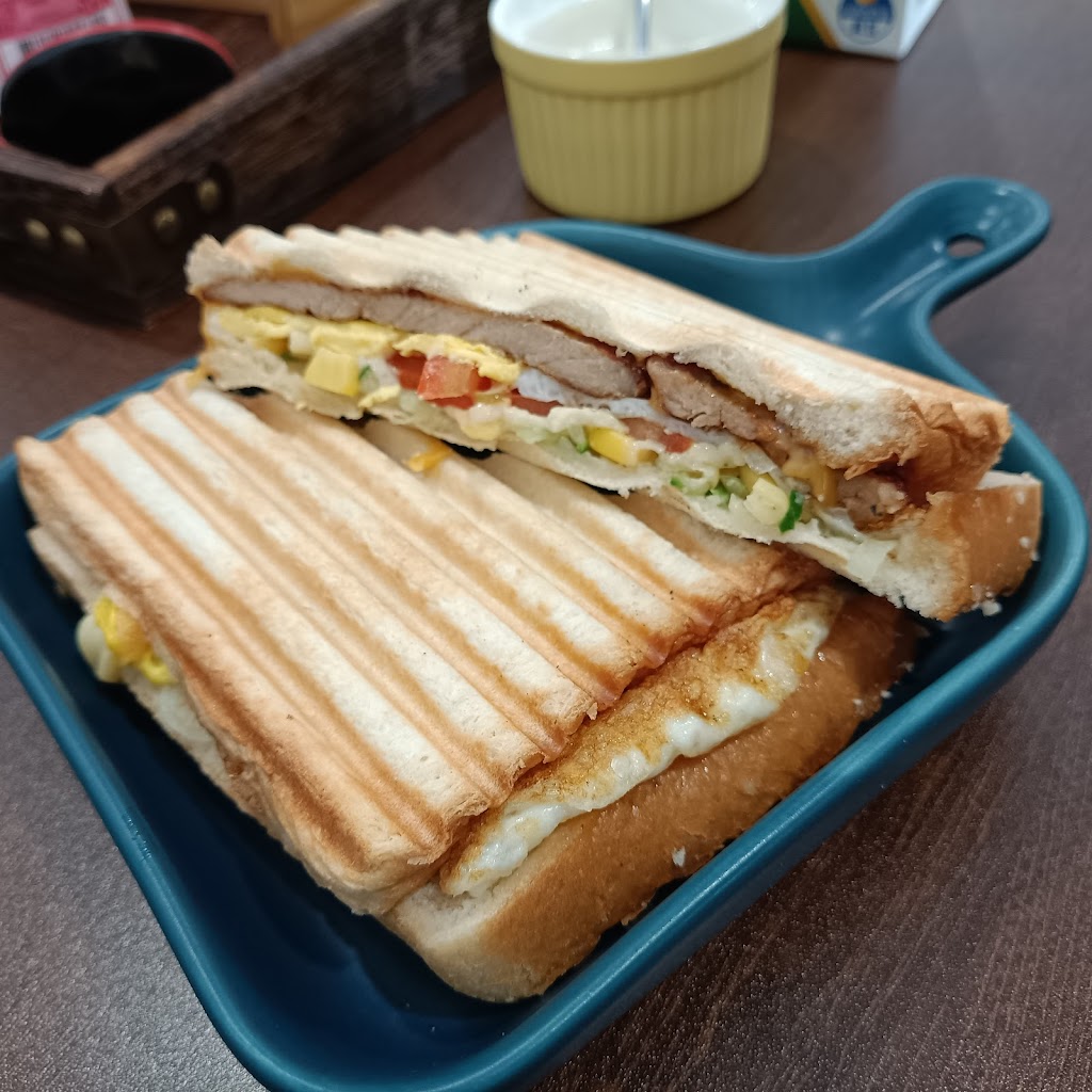 早點見面panini 的照片