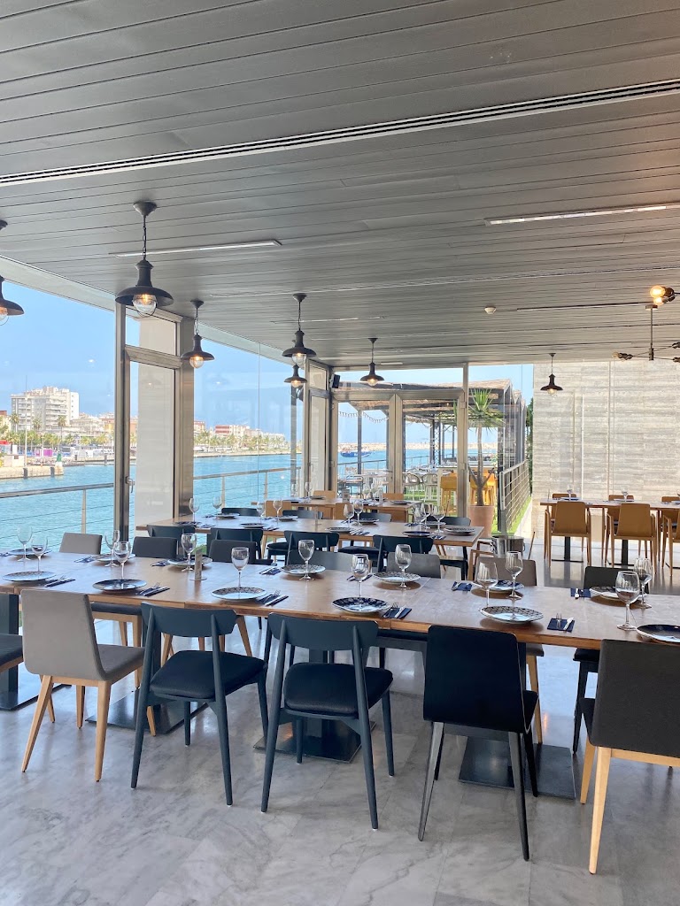 La Llotja Restaurante — Ambiente