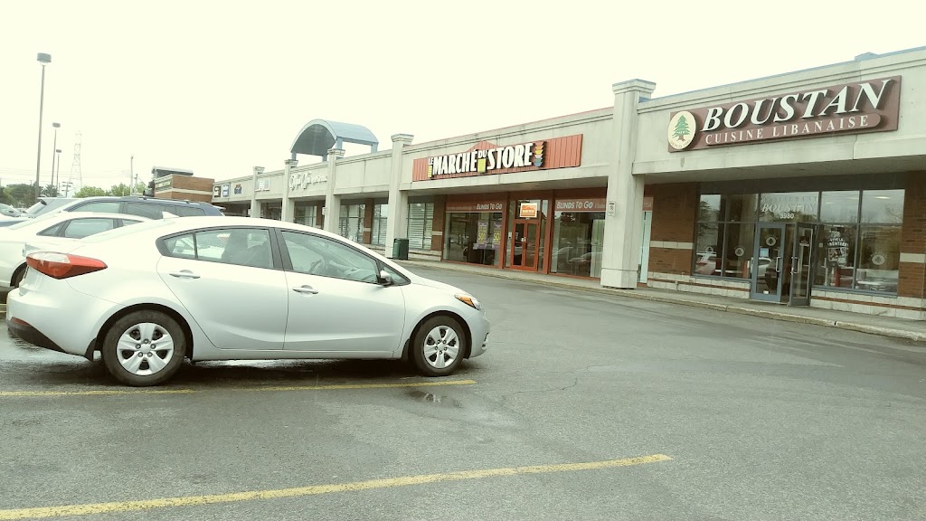 Restaurant Boustan in Dollard-Des Ormeaux