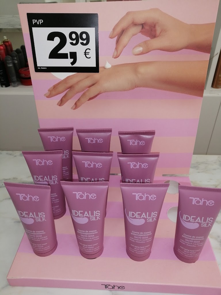 Peluqueria y Estetica. Look's drybar. ESPECIALIZADOS EN Laser — Carta