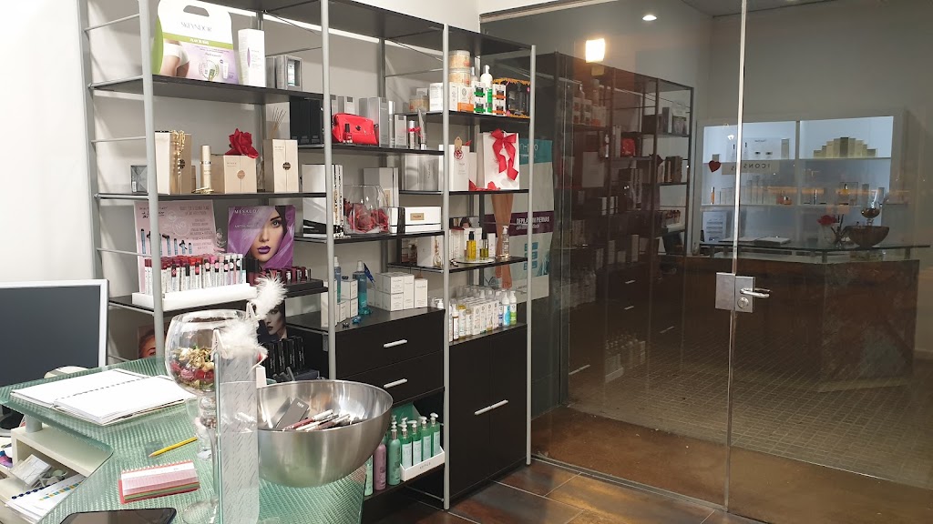 Centre D'Estetica Llamas — Interior