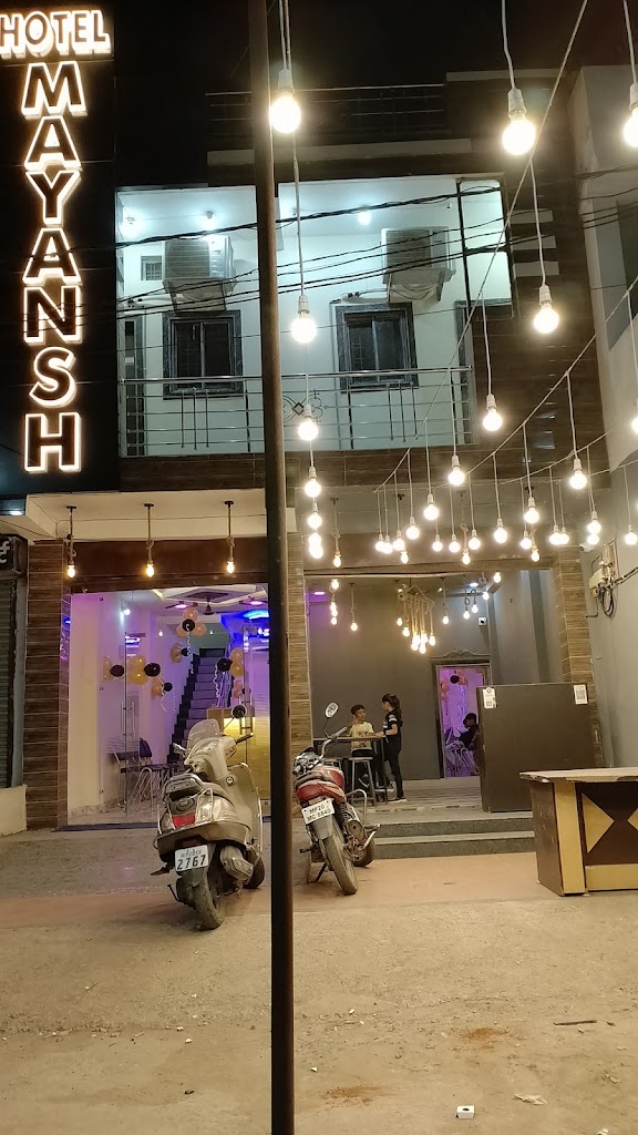 Hotel Mayansh