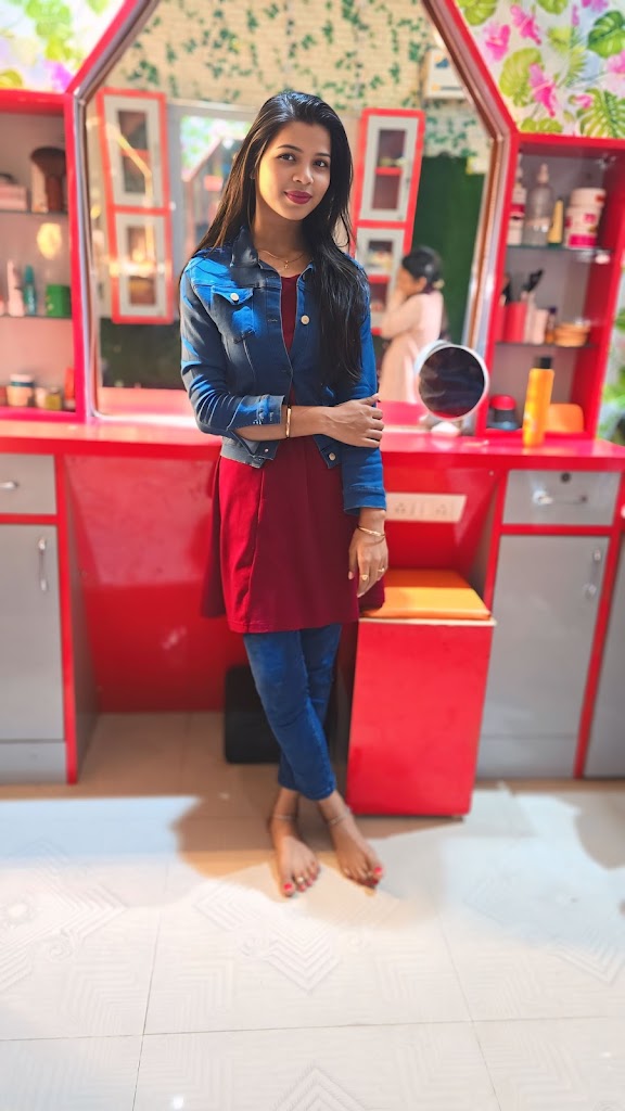 Laxmi Makeovers Piro