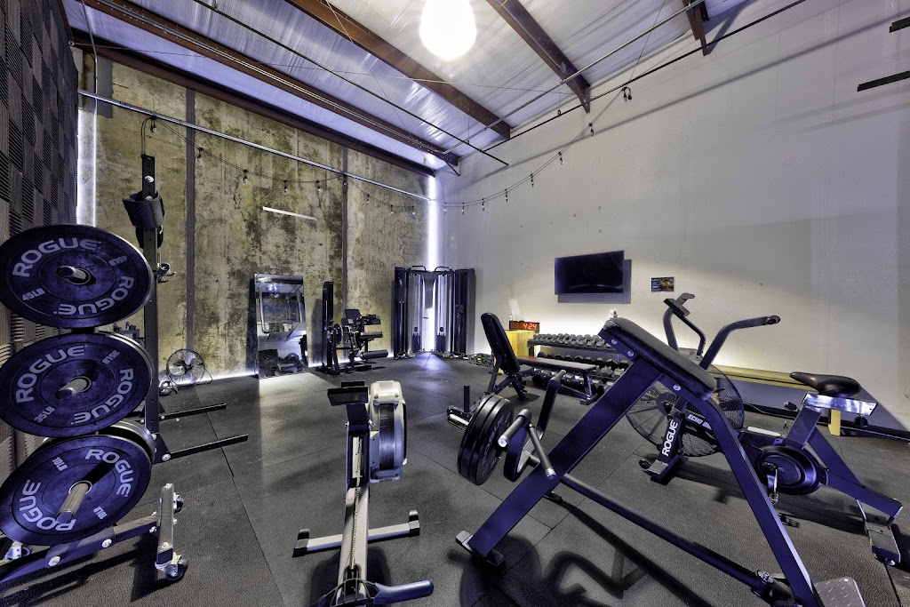  Lion: Private Personal Training Center