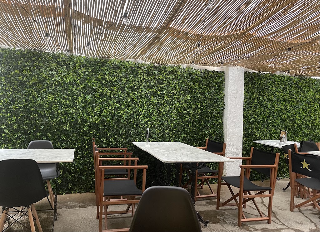 Pizzeria Marghe 1889 — Ambiente