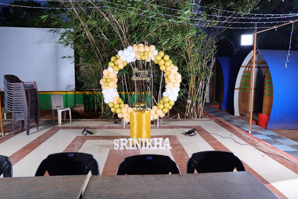 Magizh Garden Restaurant