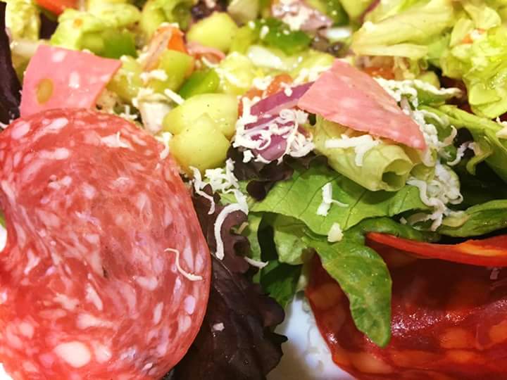 Restaurante Bar Cafeteria — Comida y bebida