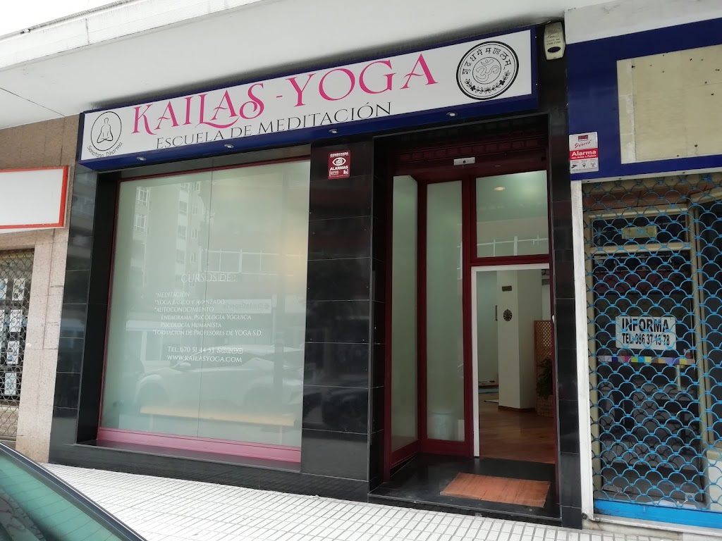 KAILAS - Escuela de Yoga y Meditacion