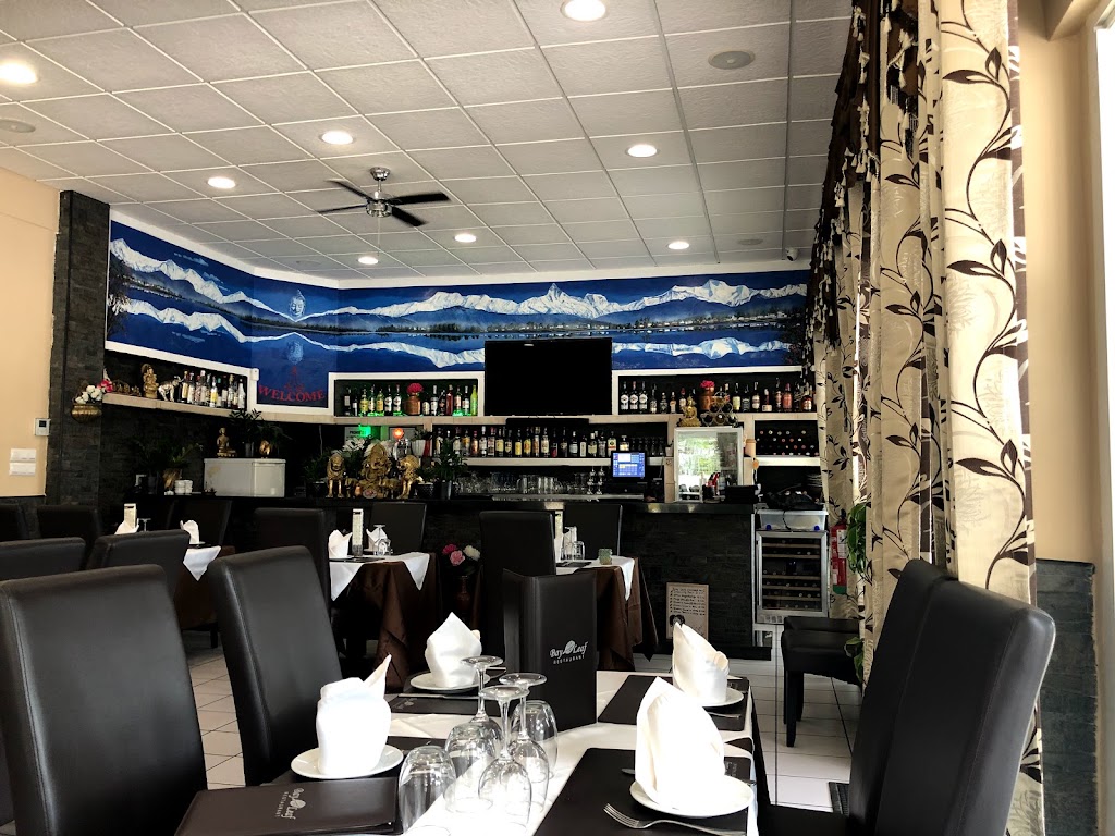 Bay Leaf Restaurant & Curry House — Ambiente