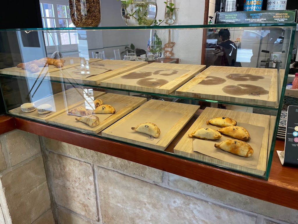 Bruixes Cafe , Cafeteria Bar — Ambiente