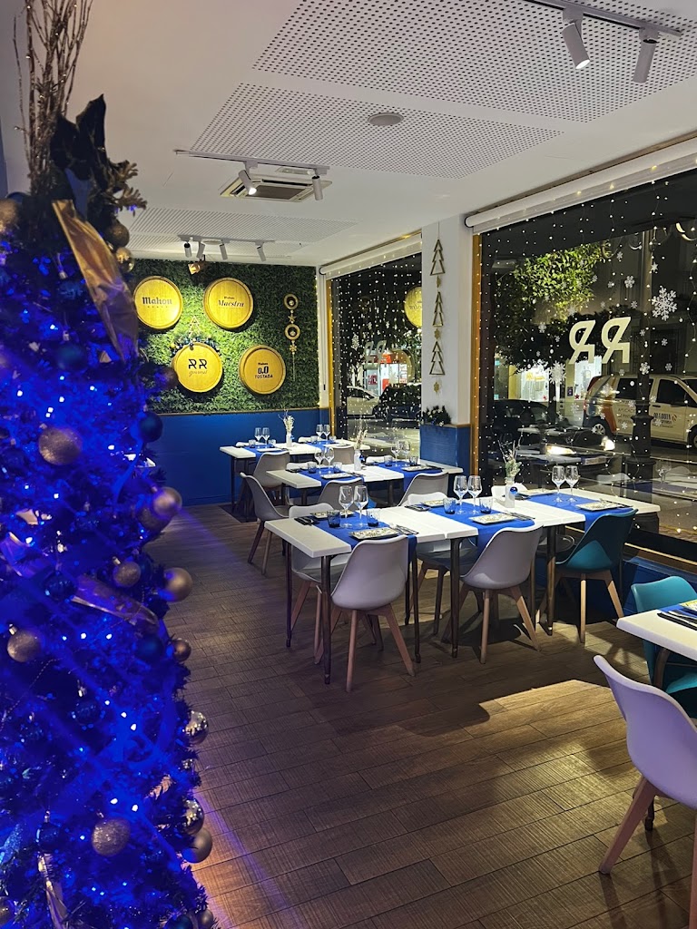 La Barrica Gourmet — Ambiente