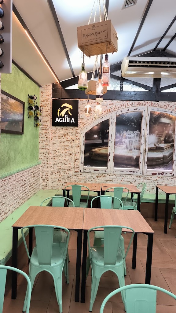 Alameda Tapas — Ambiente