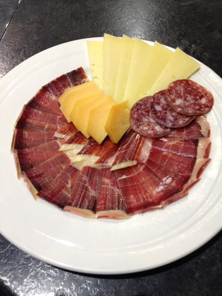 Cerveceria Botica 29 — Jamon