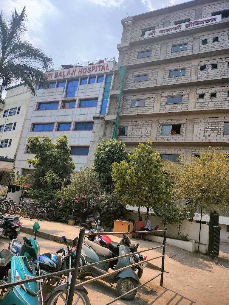 Dr. Dr Bavinder Chugh Shri Balaji Hospital Raipur