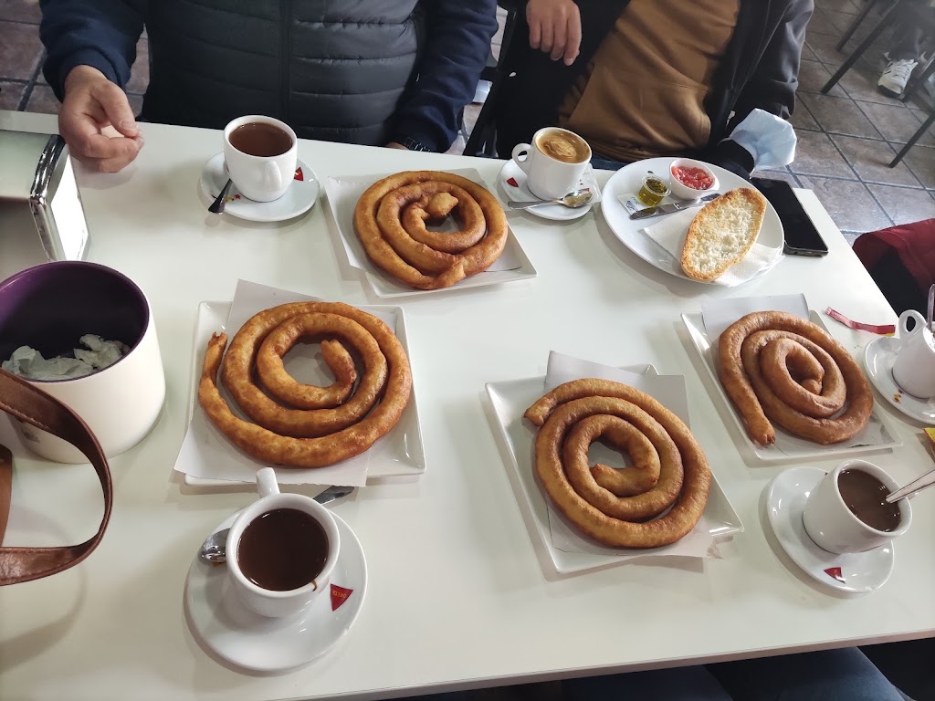 Churreria & Cafeteria Pelayo — Churro