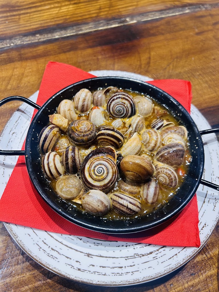 La Tasquita de Adeje — Comida y bebida