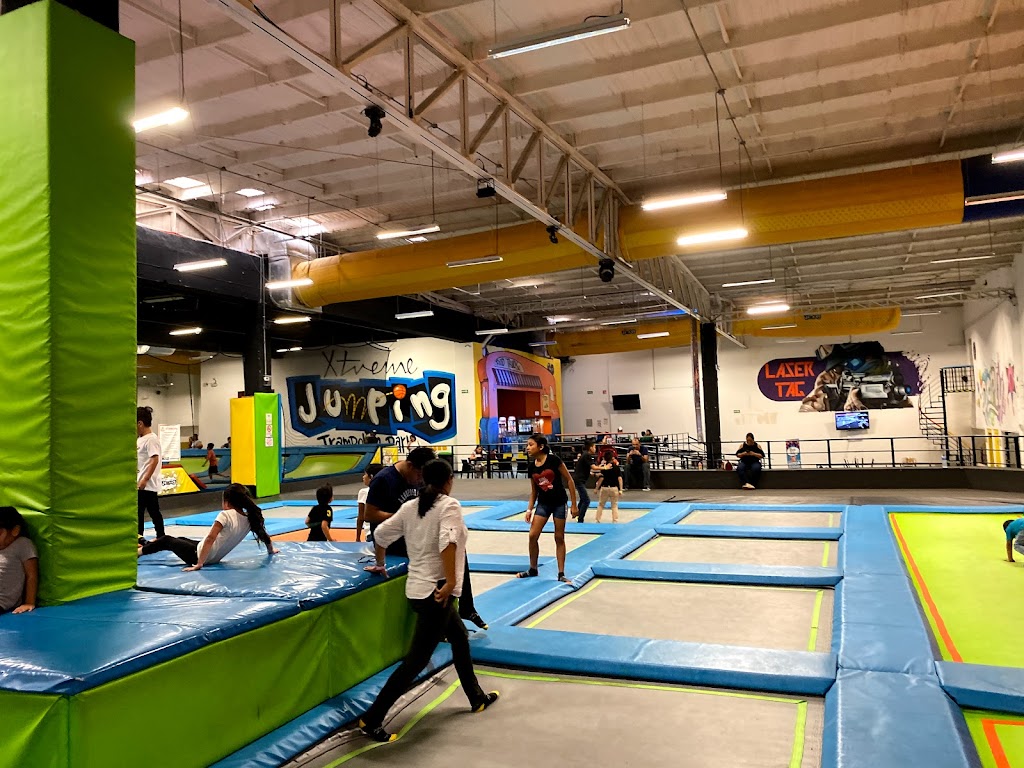 XTREME JUMPING MERIDA TRAMPOLINE PARK