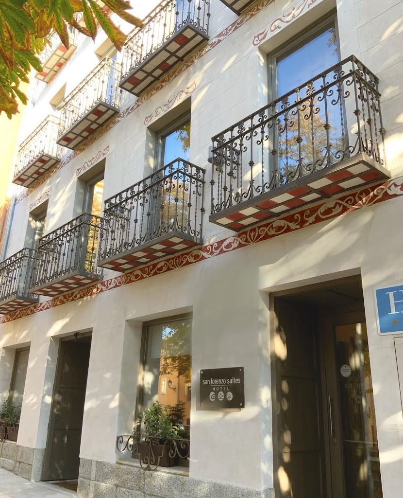 San Lorenzo Suites — Exterior