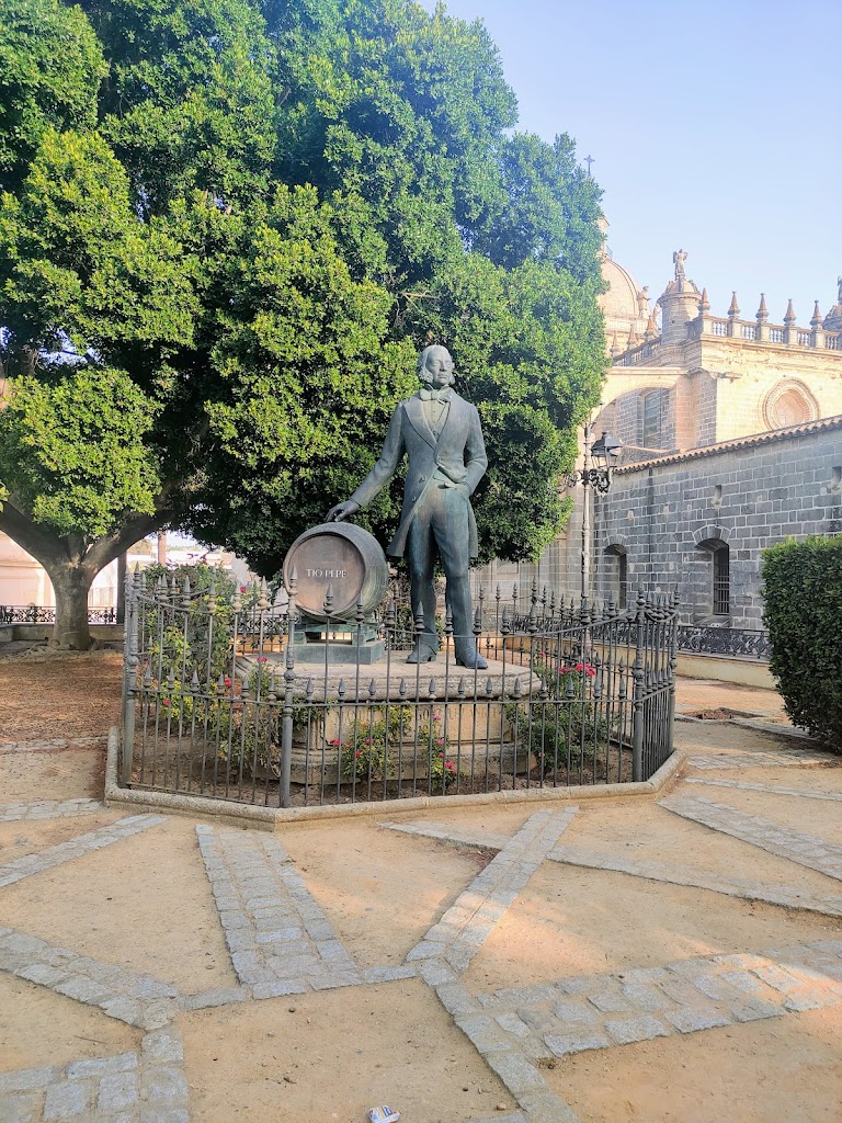 Monumento a Manuel Maria Gonzalez Angel
