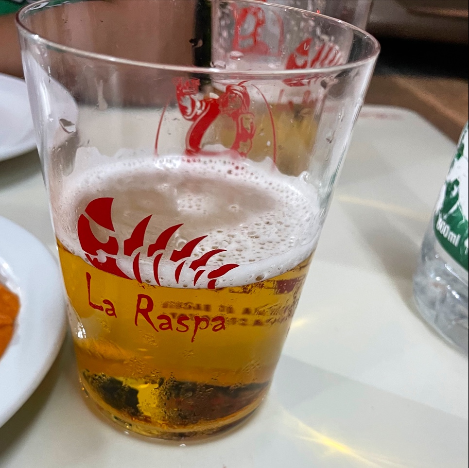 Restaurante La Raspa — Comida y bebida