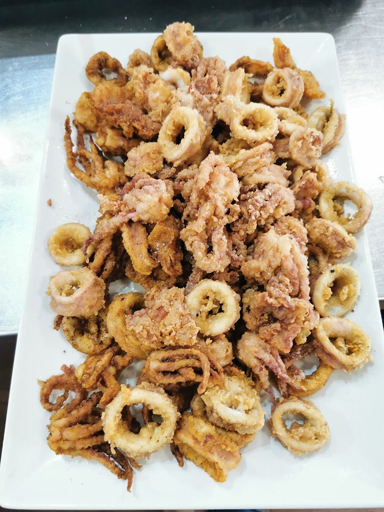 BAR NOUII — Comida y bebida