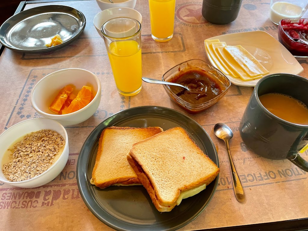 Comida y bebida