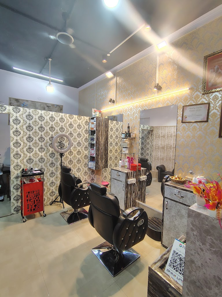 Khushi Beauty Studio