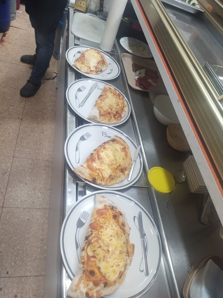 Malik — Comida y bebida