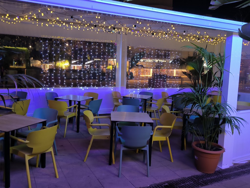 EL PARCE - Cocteleria, Bar & Restaurante — Ambiente