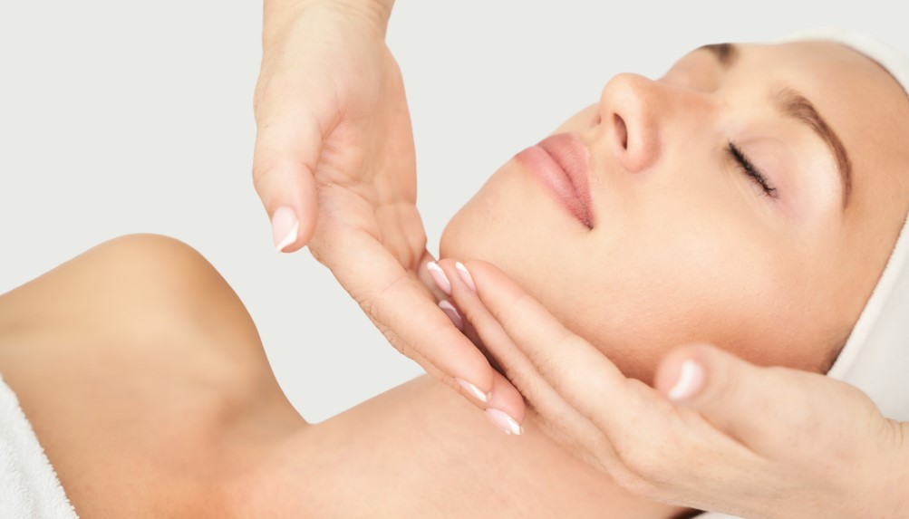 Silence by Glorya Farr - Centro de Estetica - Skincare & Massage