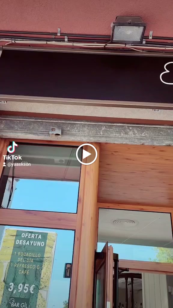 BAR GIL - Almuerzos al plato y menu diario — Videos