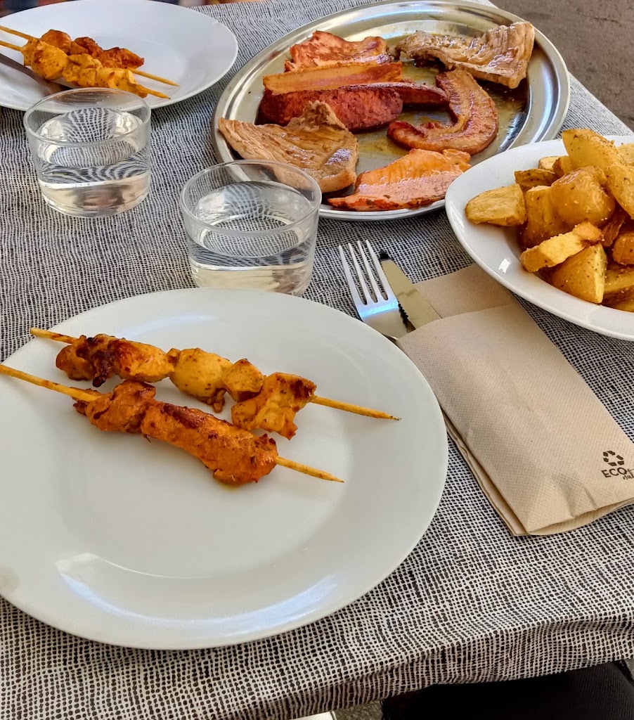 Don Camilo 2.0 — Comida y bebida