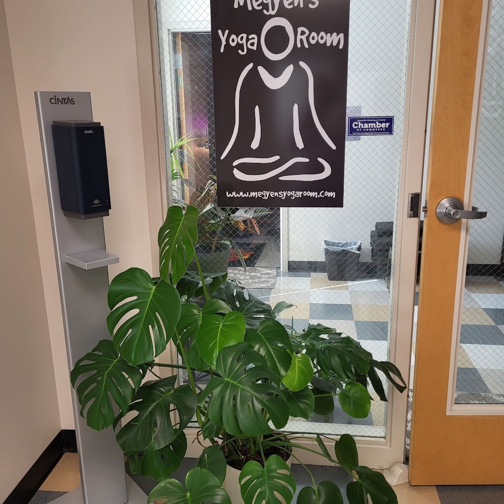  Megyen's Yoga Room