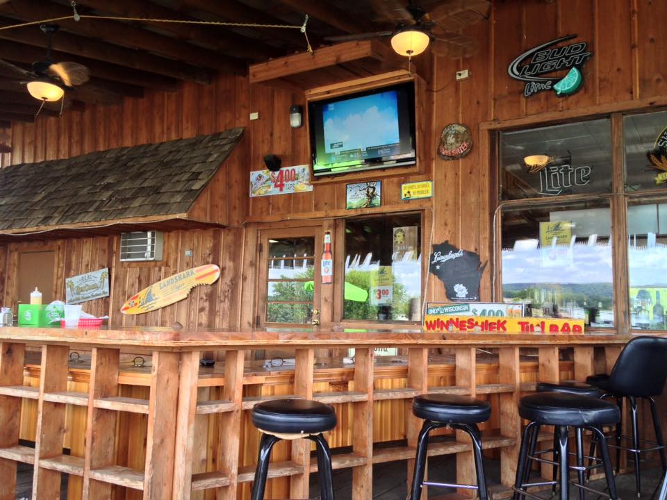  Winneshiek Bar & Grill