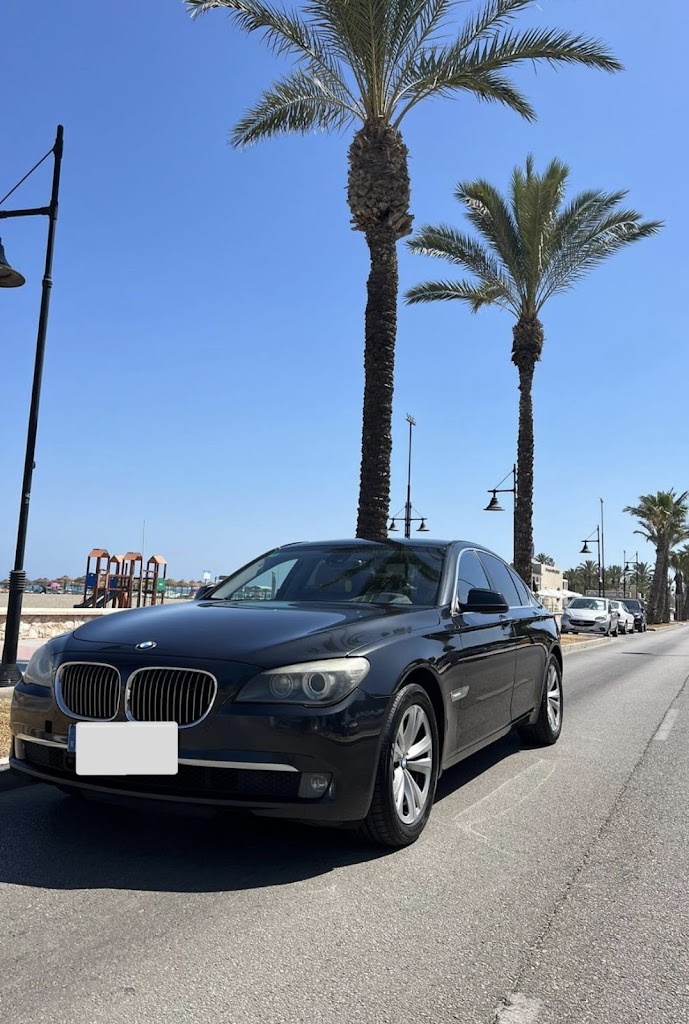 Luxury car