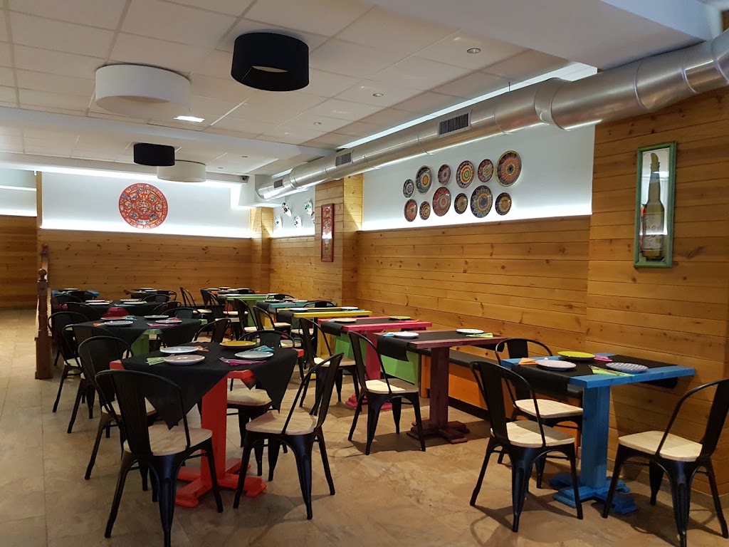 Taqueria Azteca — Ambiente