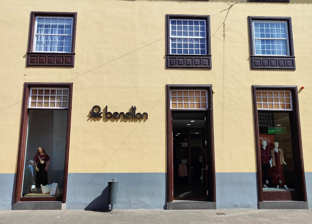 Benetton Calle Carrera