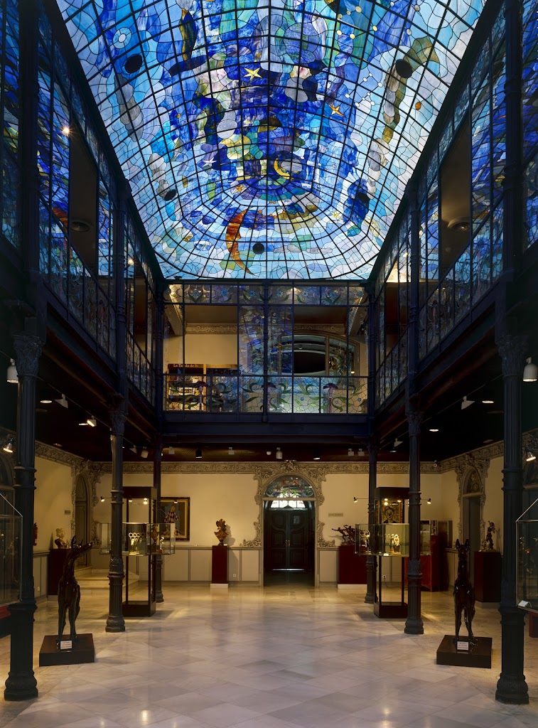 Casa Lis (Museo de Art Deco y Art Nouveau)