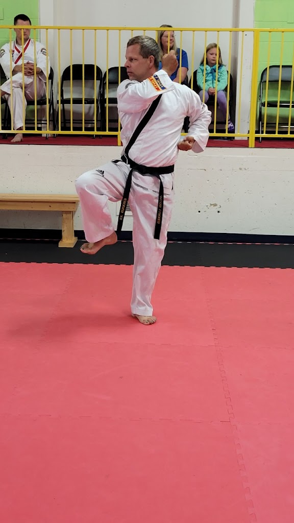  4Kicks Family Taekwondo