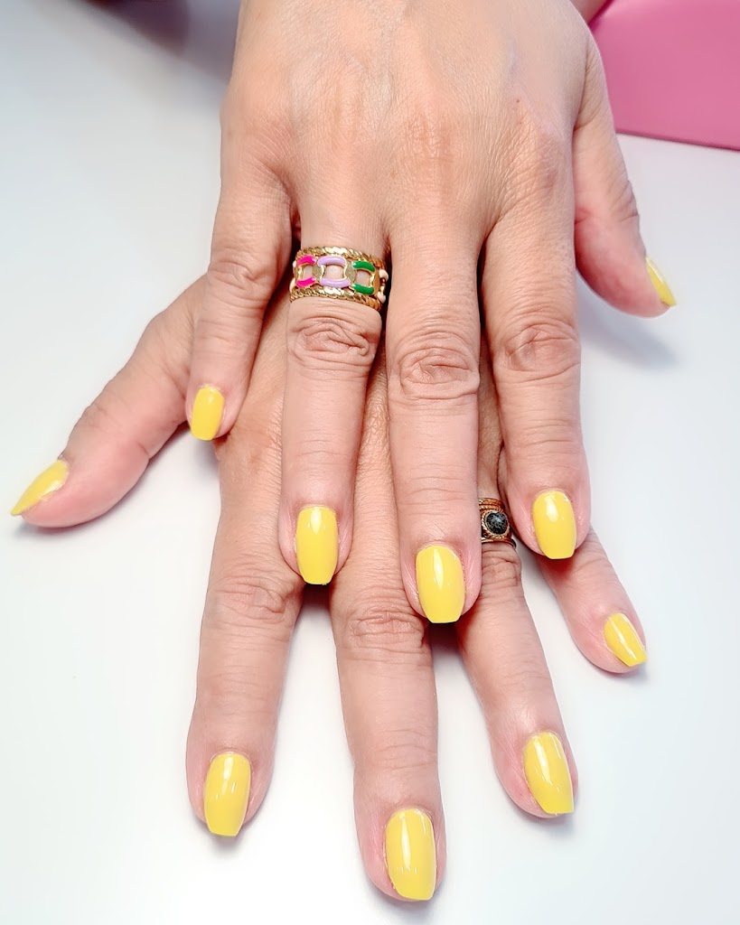 Centro De Estetica B'lash — Manicura