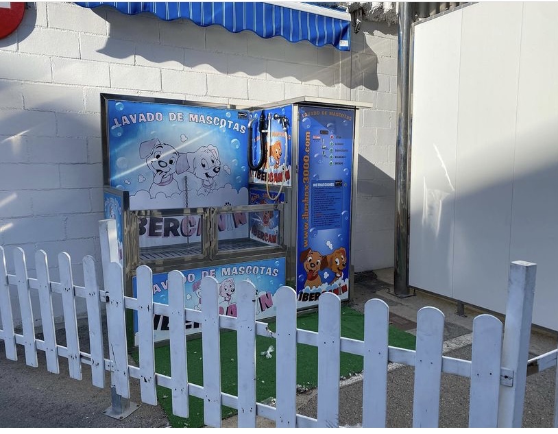 Lavadero de vehiculos y mascotas