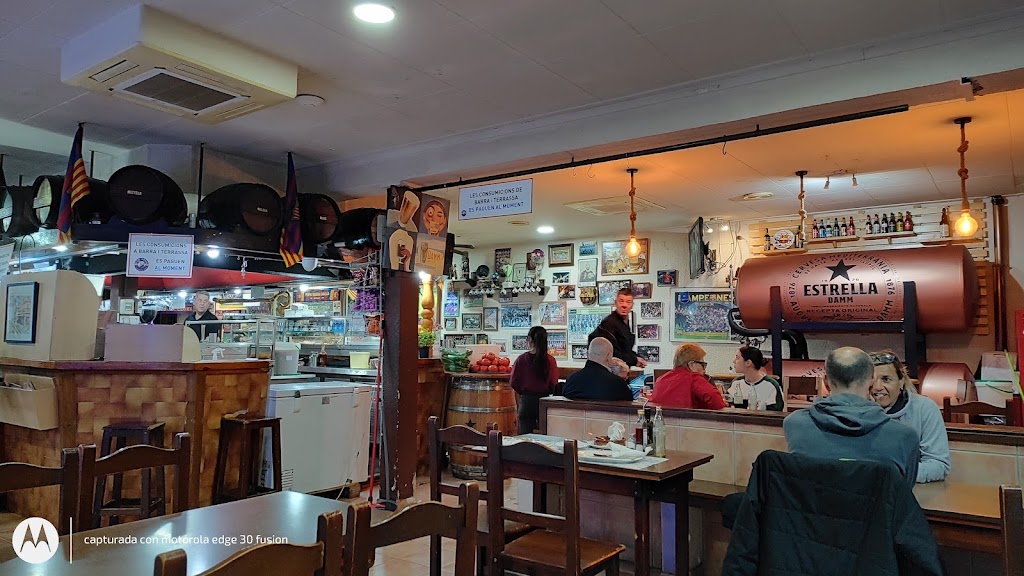 Bar Restaurant Can Xena — Ambiente