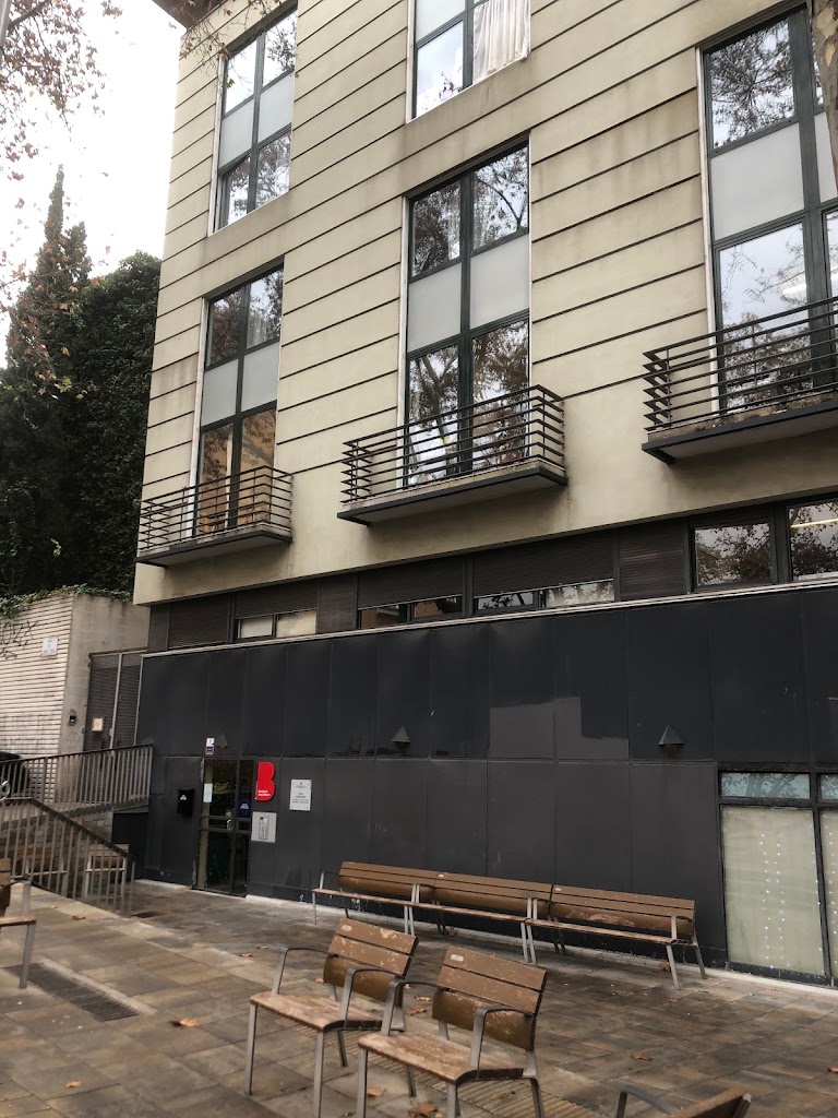 Residencia Josep Miracle — Exterior